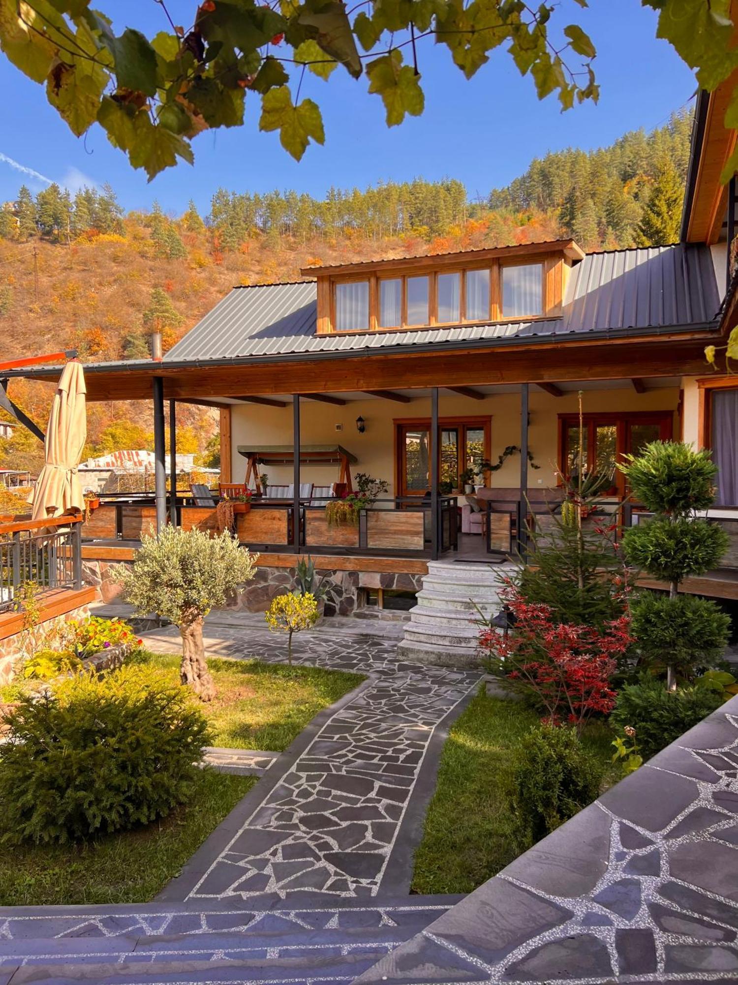 Hotel Borjomi Verde מראה חיצוני תמונה