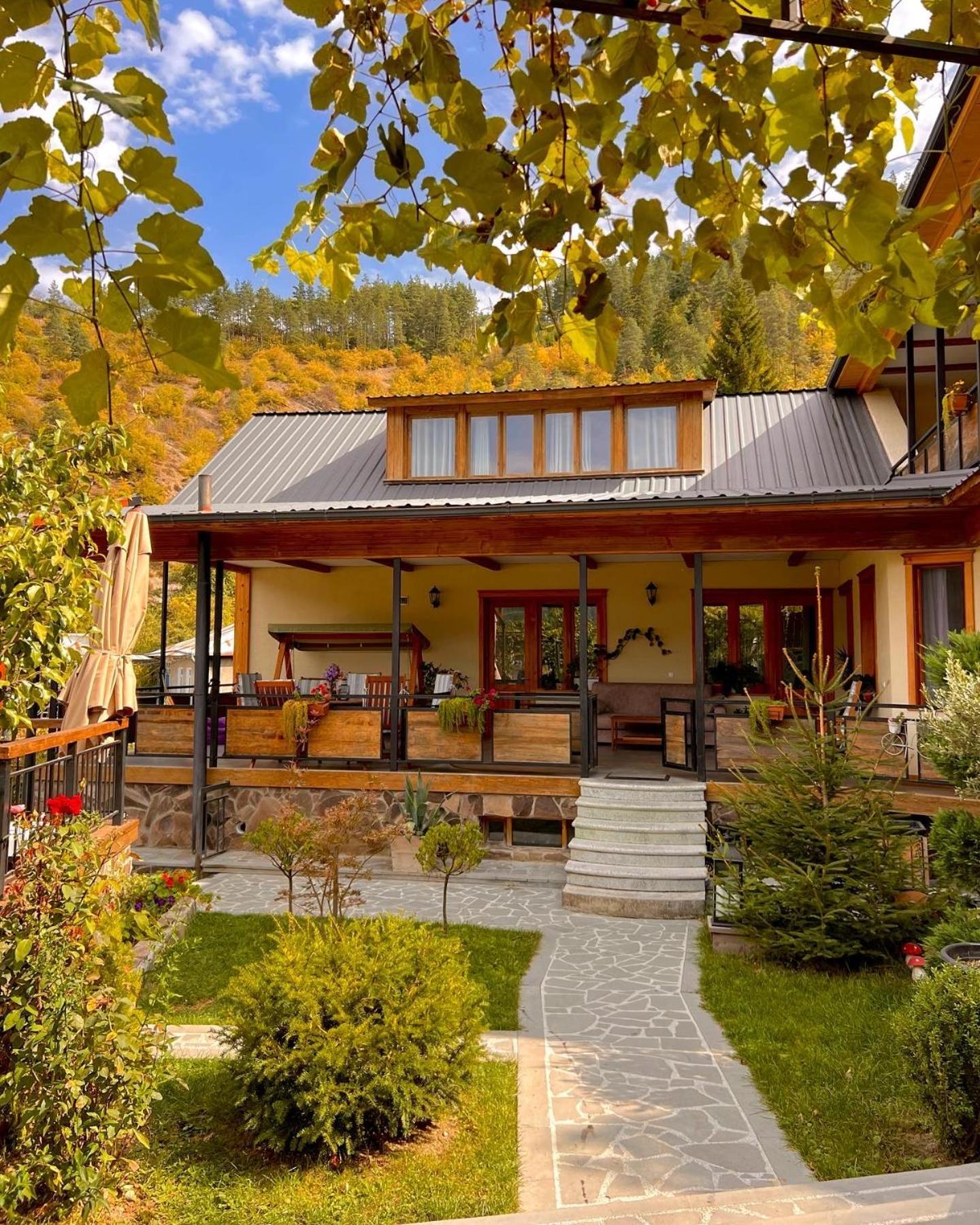 Hotel Borjomi Verde מראה חיצוני תמונה