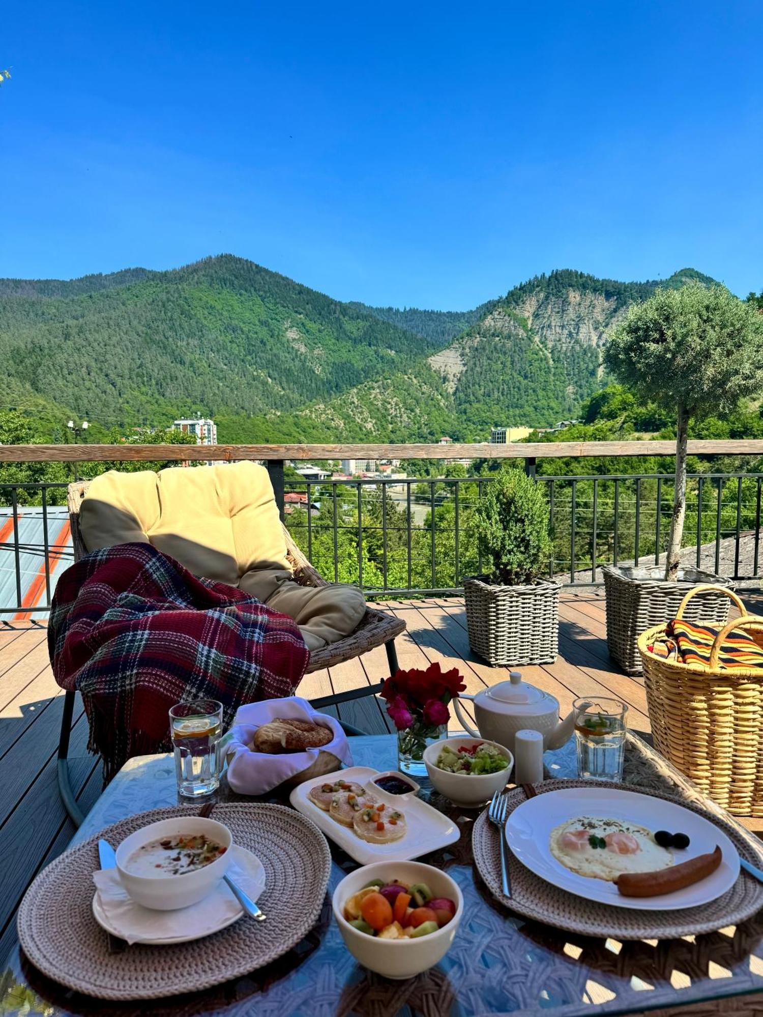 Hotel Borjomi Verde מראה חיצוני תמונה